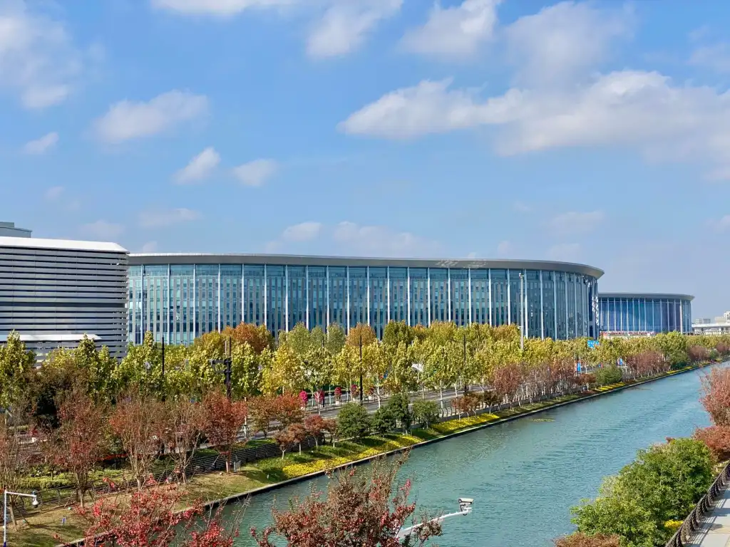 实体游戏光盘在数字时代的市场定位与客户需求分析