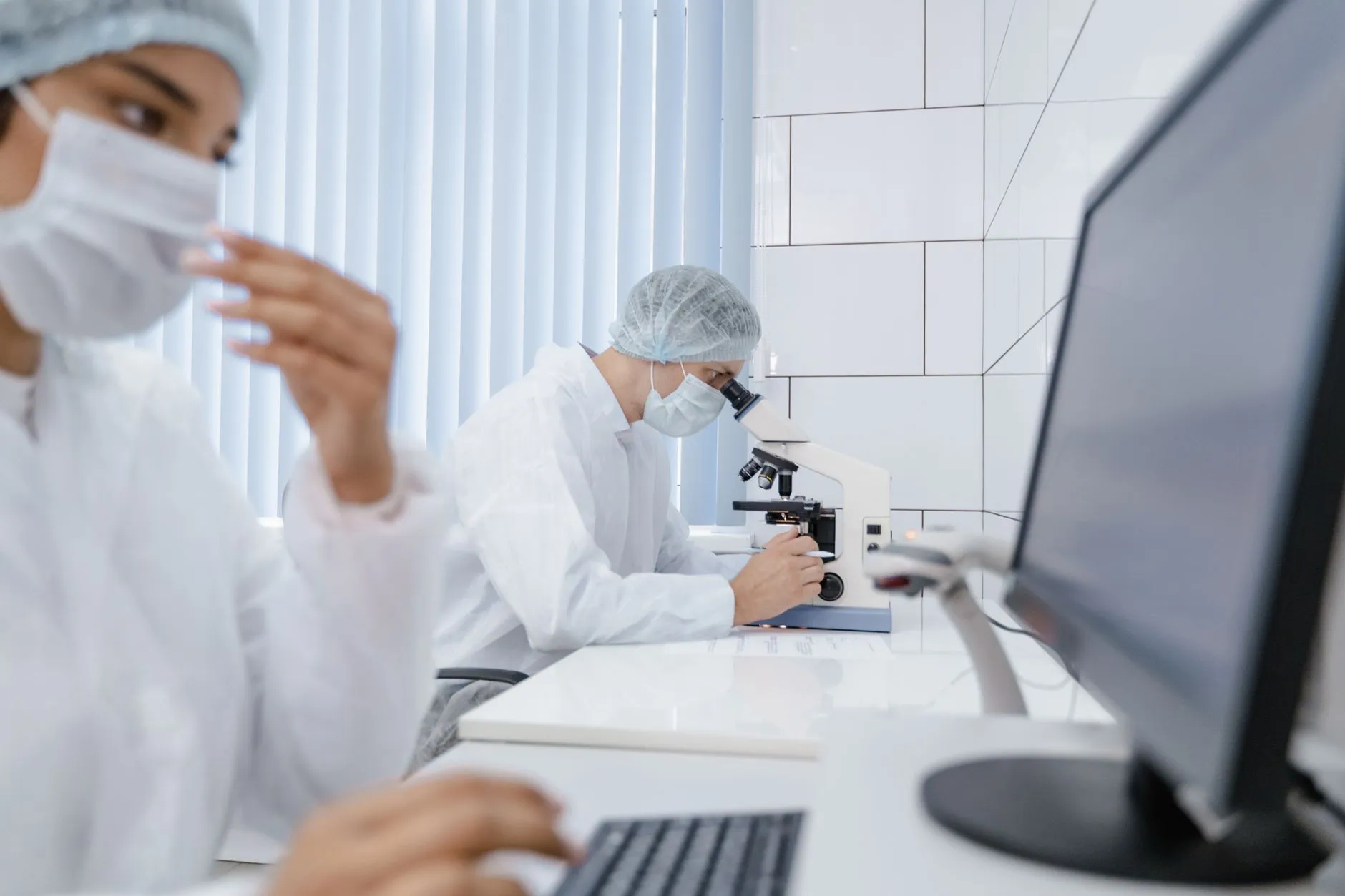 休闲游戏光盘与数字下载版在数据安全方面的差异比较